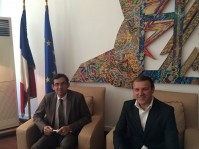 La signature du contrat avec la France 